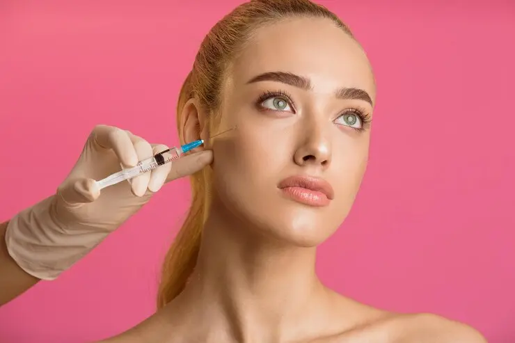 خدمات تزریق ژل و بوتاکس در پونک