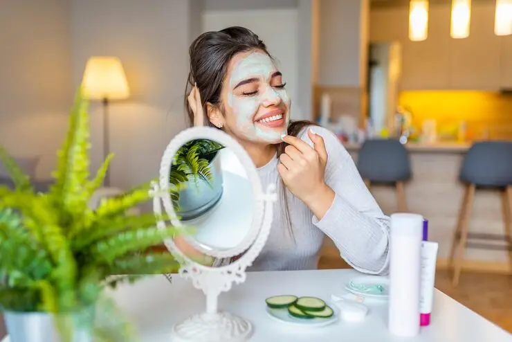 فیشیال و پاکسازی پوست